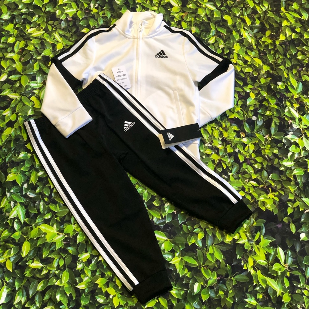 Adidas track suit 2pc -3T - NWT